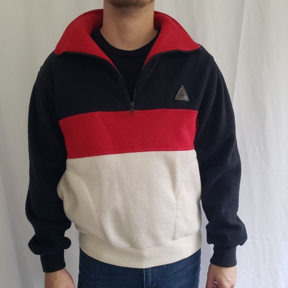 90s Red, Black,‎ and White Fleece Pullover